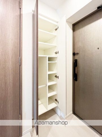 SーRESIDENCE高井戸EASTの玄関写真