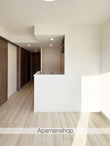SーRESIDENCE高井戸EASTの居間写真