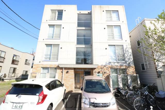 建物外観　正面からの外観♪