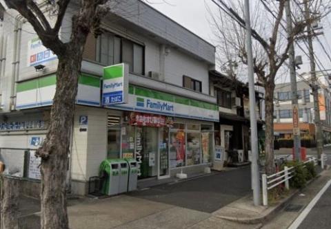 コンビニ　ファミリーマート 田代本通店（コンビニ）まで153m