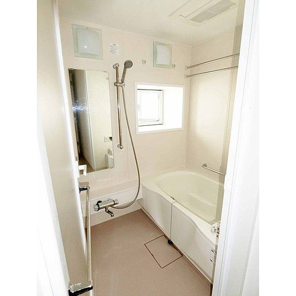 バス・シャワールーム　別部屋参考写真