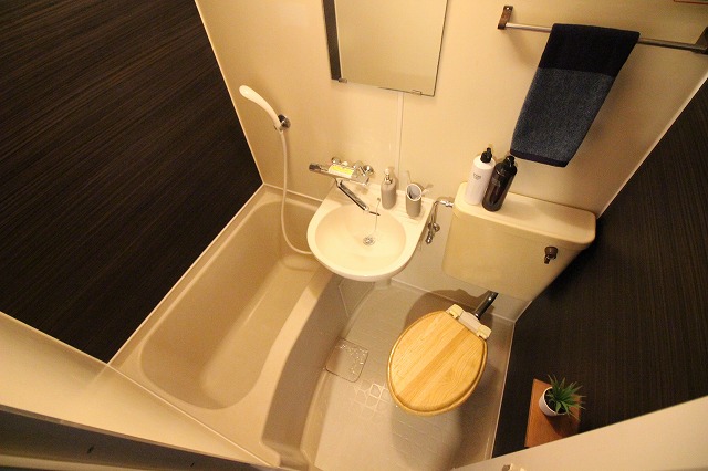 バス・シャワールーム　バス