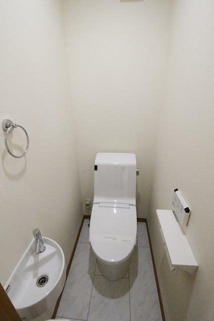 トイレ　別の部屋の写真です