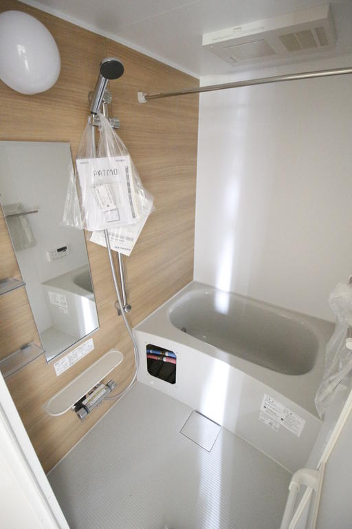 バス・シャワールーム　別の部屋の写真です
