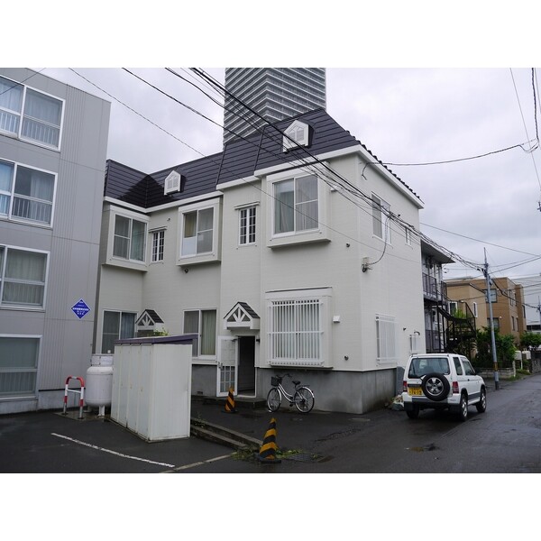 北海道札幌市西区琴似四条２（アパート）の賃貸物件の外観