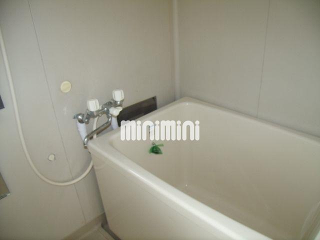 バス・シャワールーム　お風呂でゆったり。