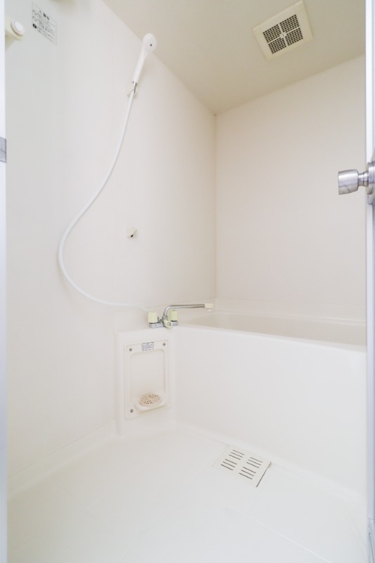 バス・シャワールーム　図面と現状に相違がある場合には現状を優先