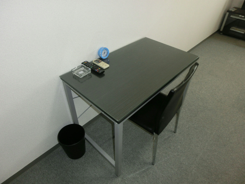 その他設備　デスク＆チェアー