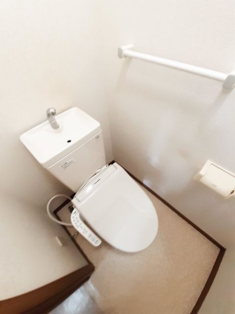 【東松島市大曲のアパートのトイレ】
