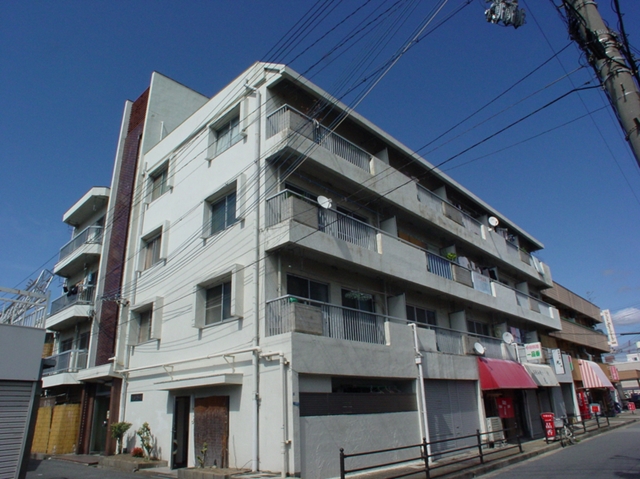姫路市広峰のマンションの建物外観
