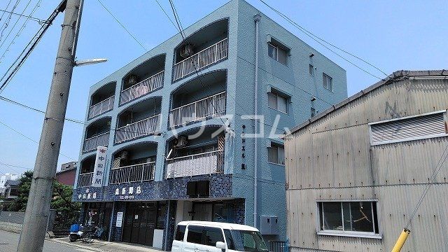 名古屋市南区中割町のマンションの建物外観