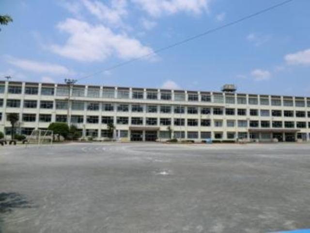 【MELDIA長沼IIの小学校】