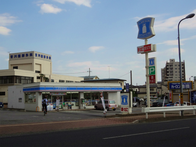 コンビニ　ローソン宇都宮泉が丘1丁目店（コンビニ）まで119m