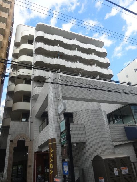 藤沢市南藤沢のマンションの建物外観