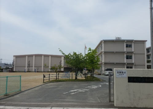 【D-Hills　篠ケ瀬の小学校】