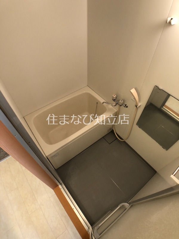 バス・シャワールーム　同型別部屋写真