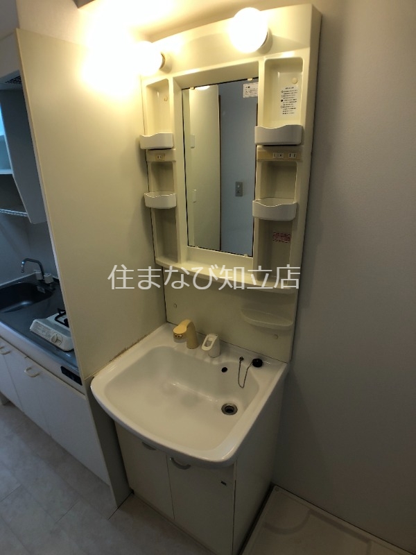 洗面設備　同型別部屋写真