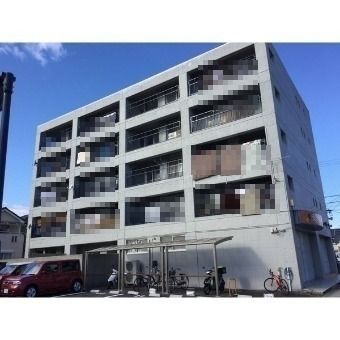 【名古屋市中川区一色新町のマンションの建物外観】