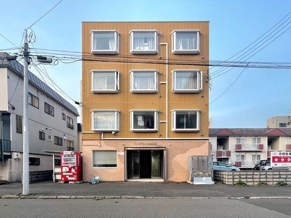 【ハイデンスＭＭ北２０条の建物外観】