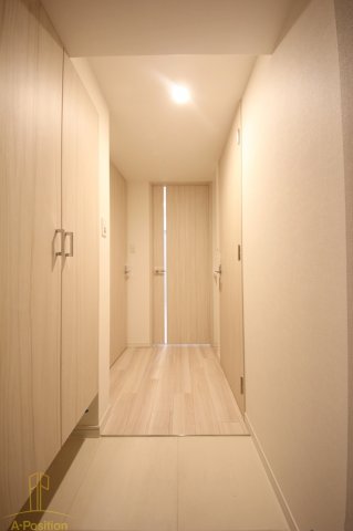 【S-RESIDENCE阿波座WESTの玄関】