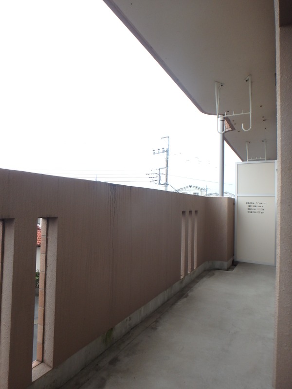 バルコニー　図面と現状に相違がある場合には現状を優先