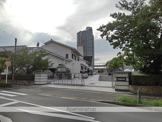 小学校　宇多津町立宇多津北小学校（小学校）まで1300m