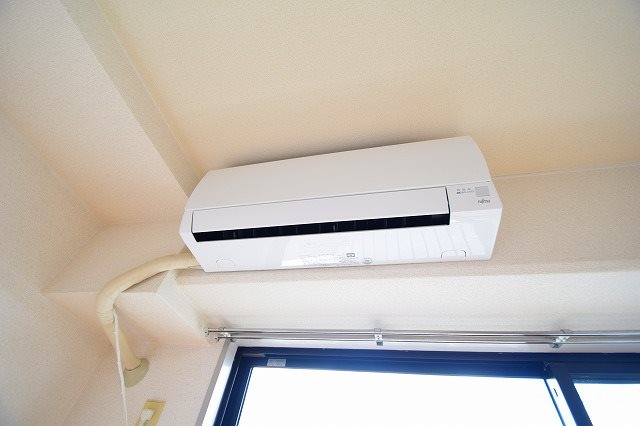 その他　新品　エアコン
