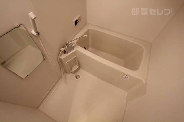 バス・シャワールーム　※１０１号室室内参照