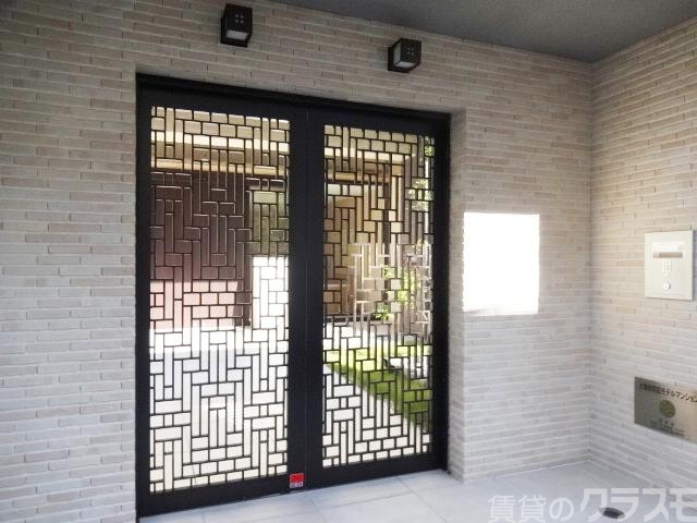 エントランス　エントランスはキレイです。