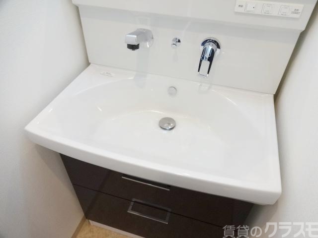 洗面設備　洗面所も清潔感いっぱいです。