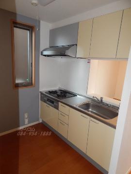 キッチン　システムキッチン仕様