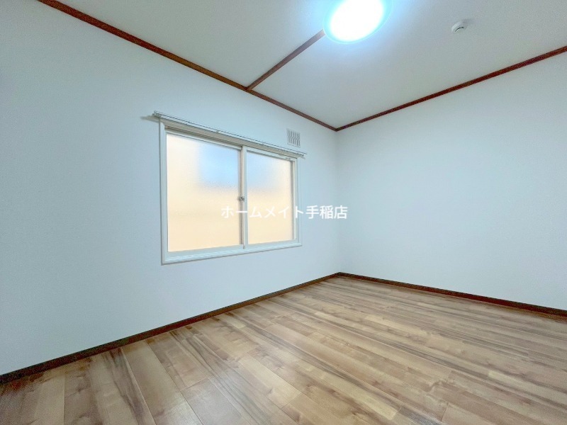 その他部屋・スペース　明るい洋室、寝室にどうぞ♪