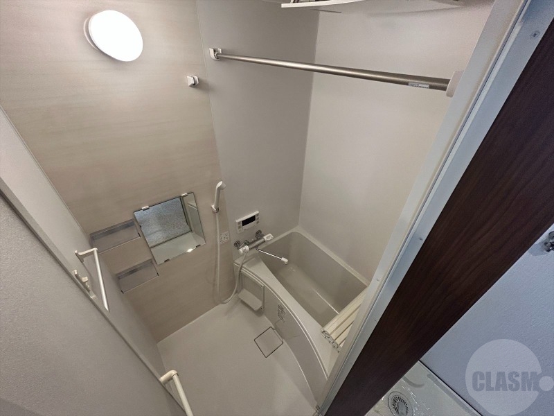 バス・シャワールーム　浴室乾燥機能付きバス