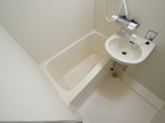 バス・シャワールーム　※別号室の写真になります。