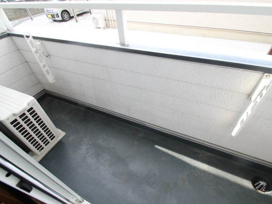 バルコニー　※別号室の写真になります。