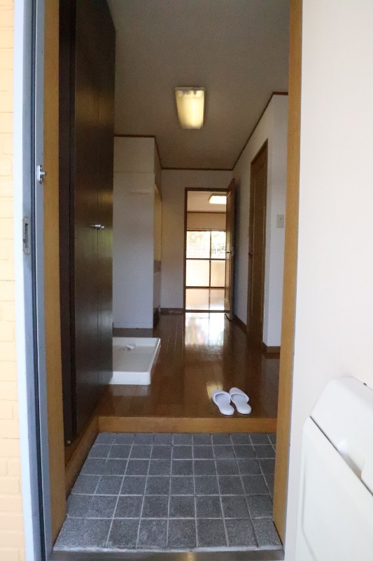 玄関　玄関です！下駄箱付きです！
