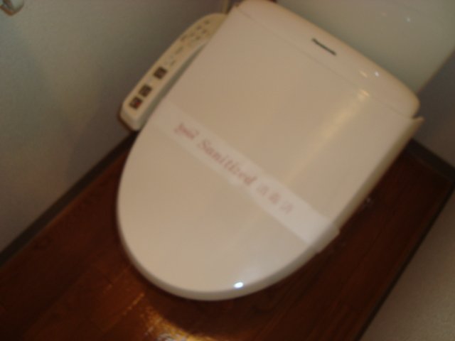 トイレ　シャワー付トイレ