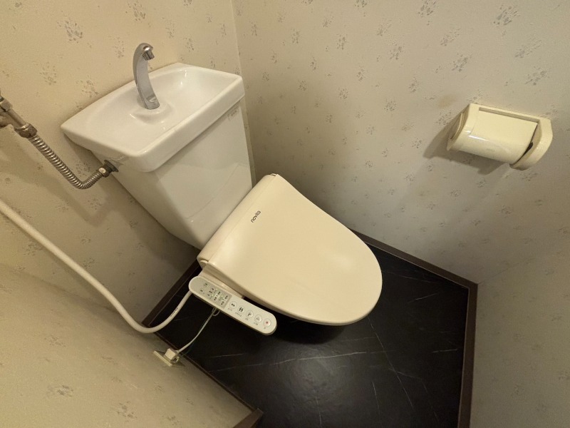 トイレ　シャワートイレ