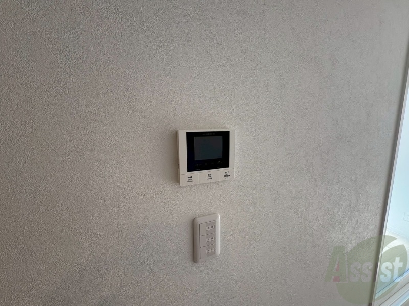 セキュリティ　ＴＶモニター付インターホンです。来客者の顔が見えるので安心！