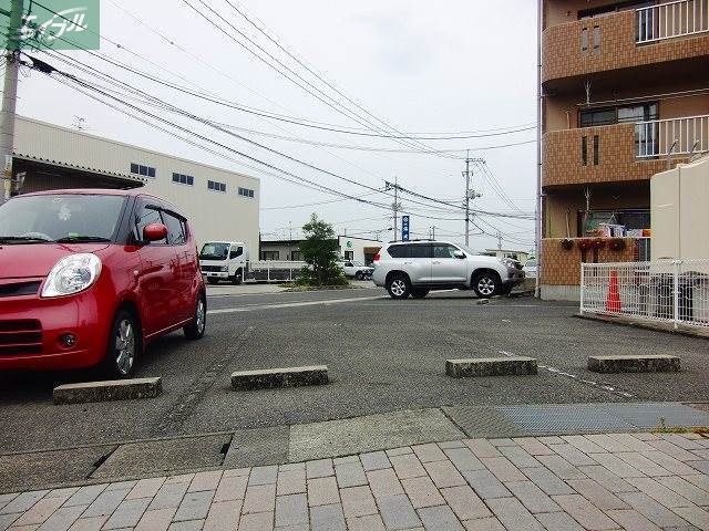 駐車場　駐輪場