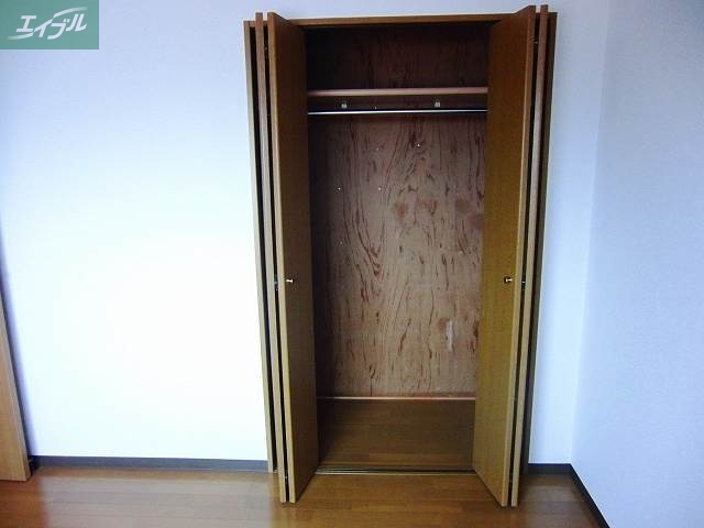 収納　シューズボックス