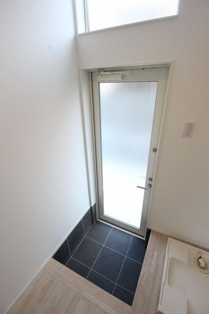 玄関　★タウンハウジング稲田堤店までお問い合わせください★