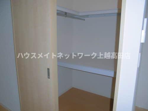収納　ウォークインクローゼット