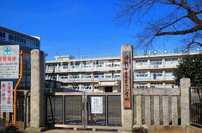 小学校　川越市立大東東小学校（小学校）まで658m