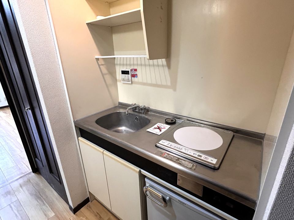 キッチン　ミニ冷蔵庫付き