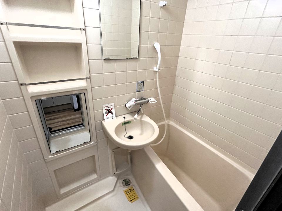 バス・シャワールーム　嬉しいサーモスタッド付水栓です！