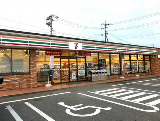 コンビニ　セブンイレブン唐津浜玉店（コンビニ）まで160m