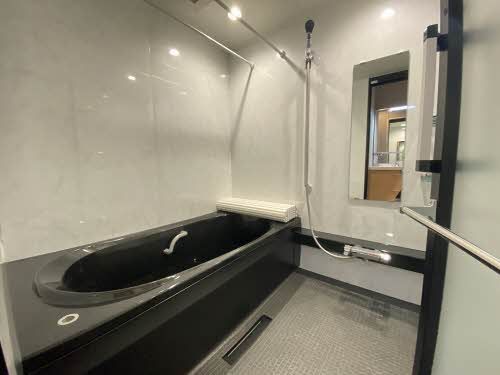 バス・シャワールーム　バス