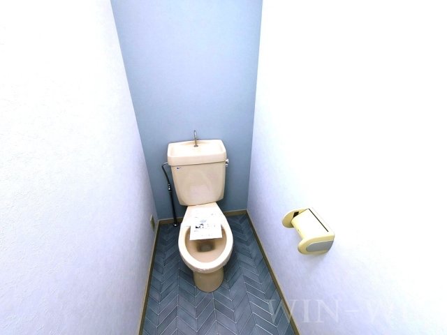 トイレ　イメージ（同建物内別部屋の写真です）