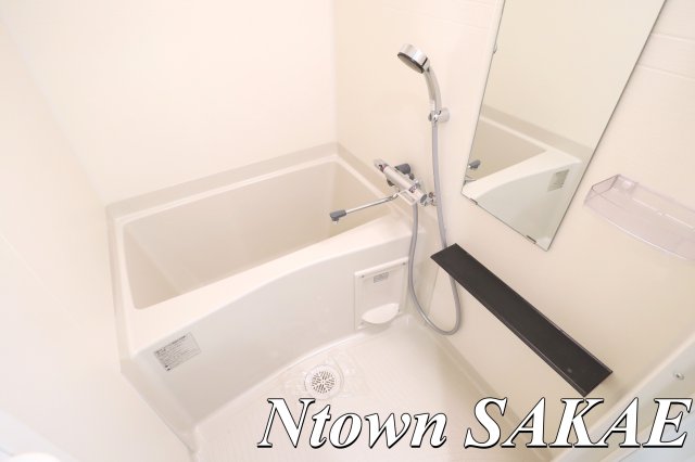 バス・シャワールーム　お風呂で日々の疲れを落としましょう